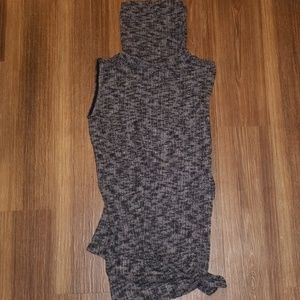 Sleeveless turtleneck tunic
